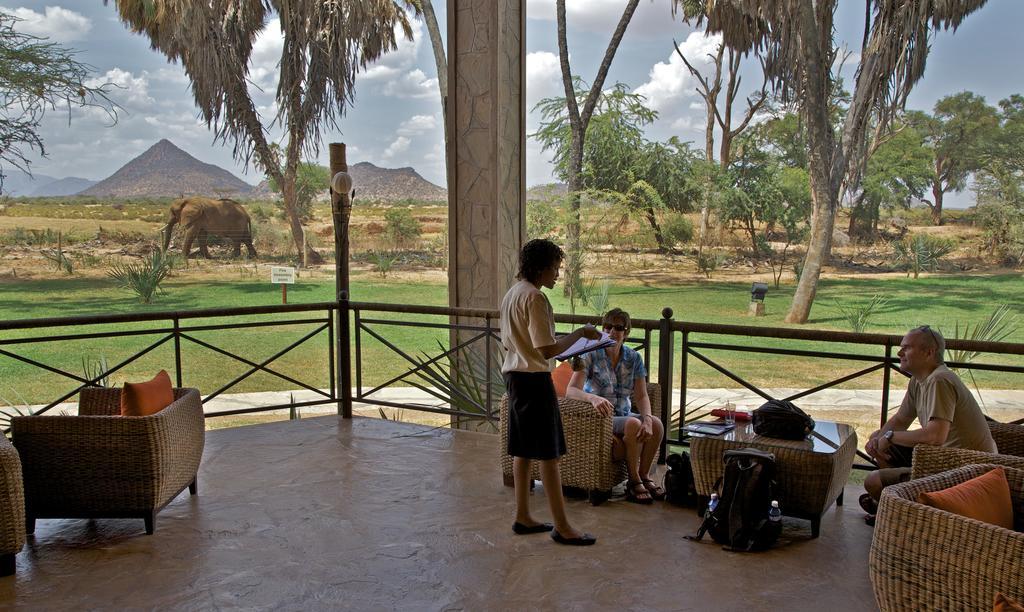 Villa Ashnil Samburu Camp à Archers Post Extérieur photo